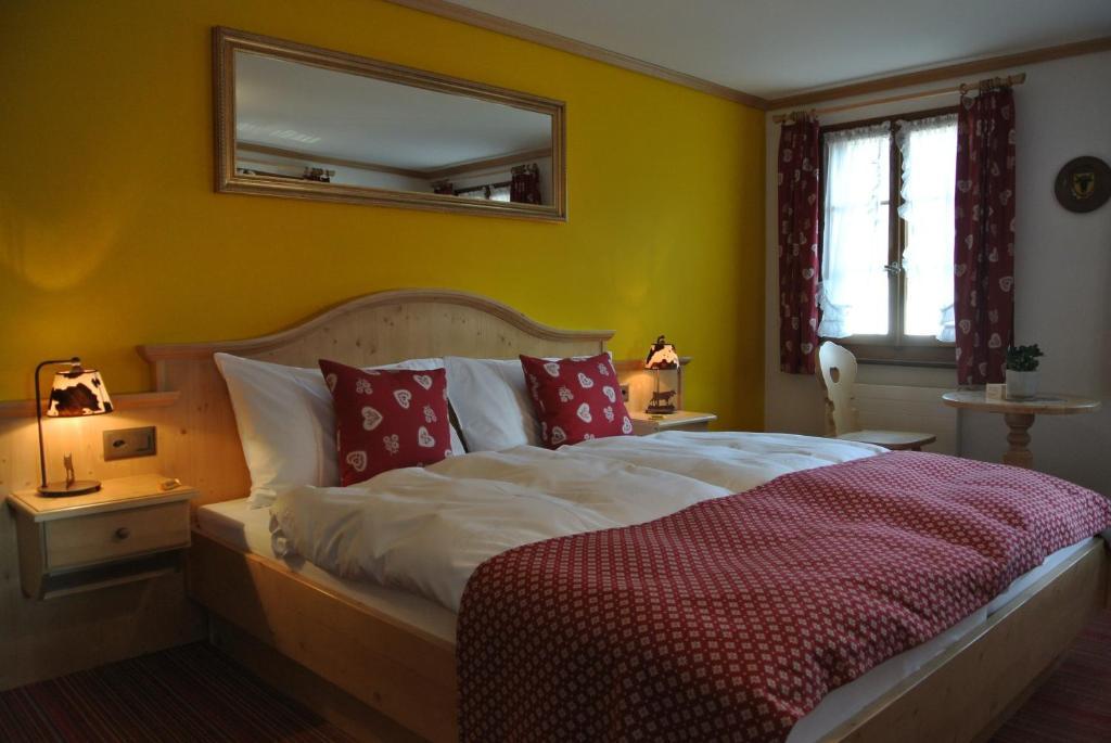 Gasthaus Tuebli Gersau Room photo